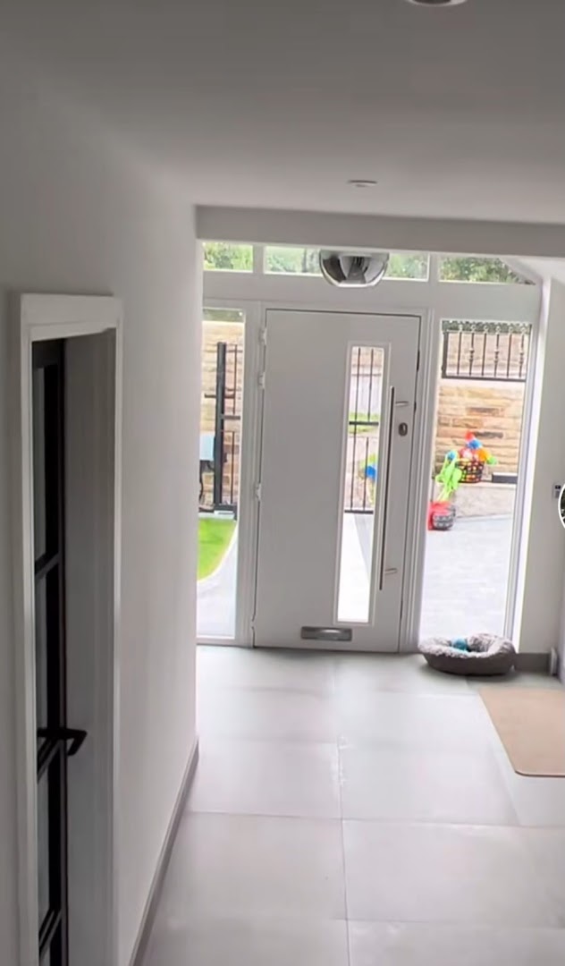 S Hartley Plastering — Photos 4